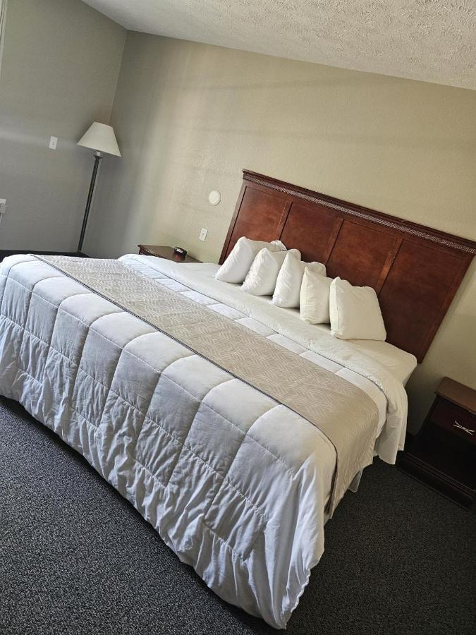 Platte Valley Inn Кълъмбъс Екстериор снимка